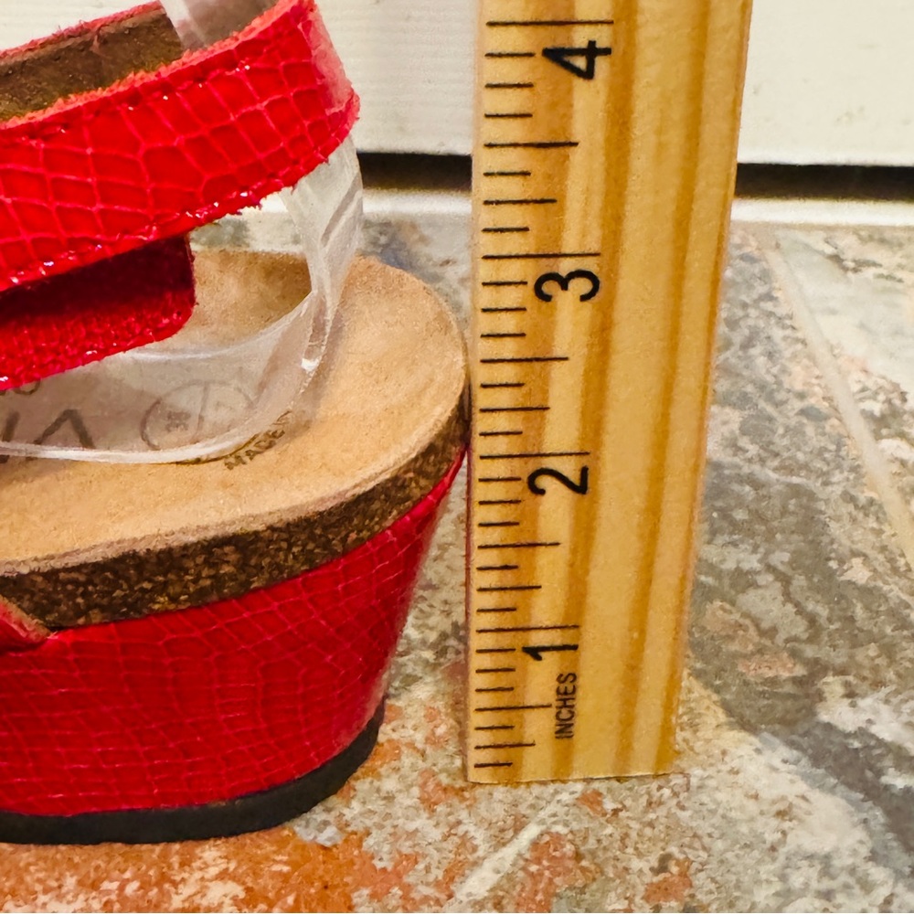 🌹Sassy Wedge, Made In Spain Vionic Ortho Red Leather Women's Adjustable Sandals! - Picture 8 of 14